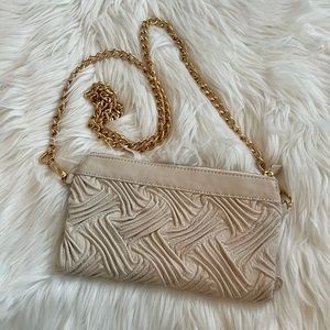 Isabella Fiore Leather Crossbody Bag cream Nuetral w Gold chain strap